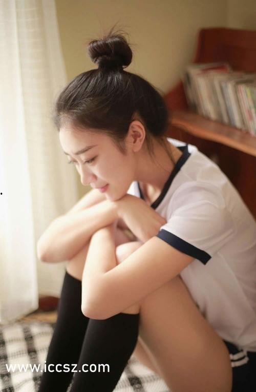 情侣国产在线,国产情侣在线互动，浪漫故事尽在此处